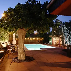  Hébergement de vacances El Cedre Blau Vivienda Con Piscina En